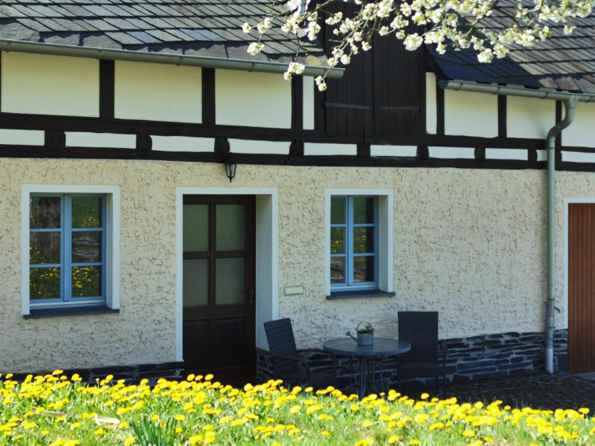 Ferienwohnung "Am Saalehaken" Gossitz Extérieur photo
