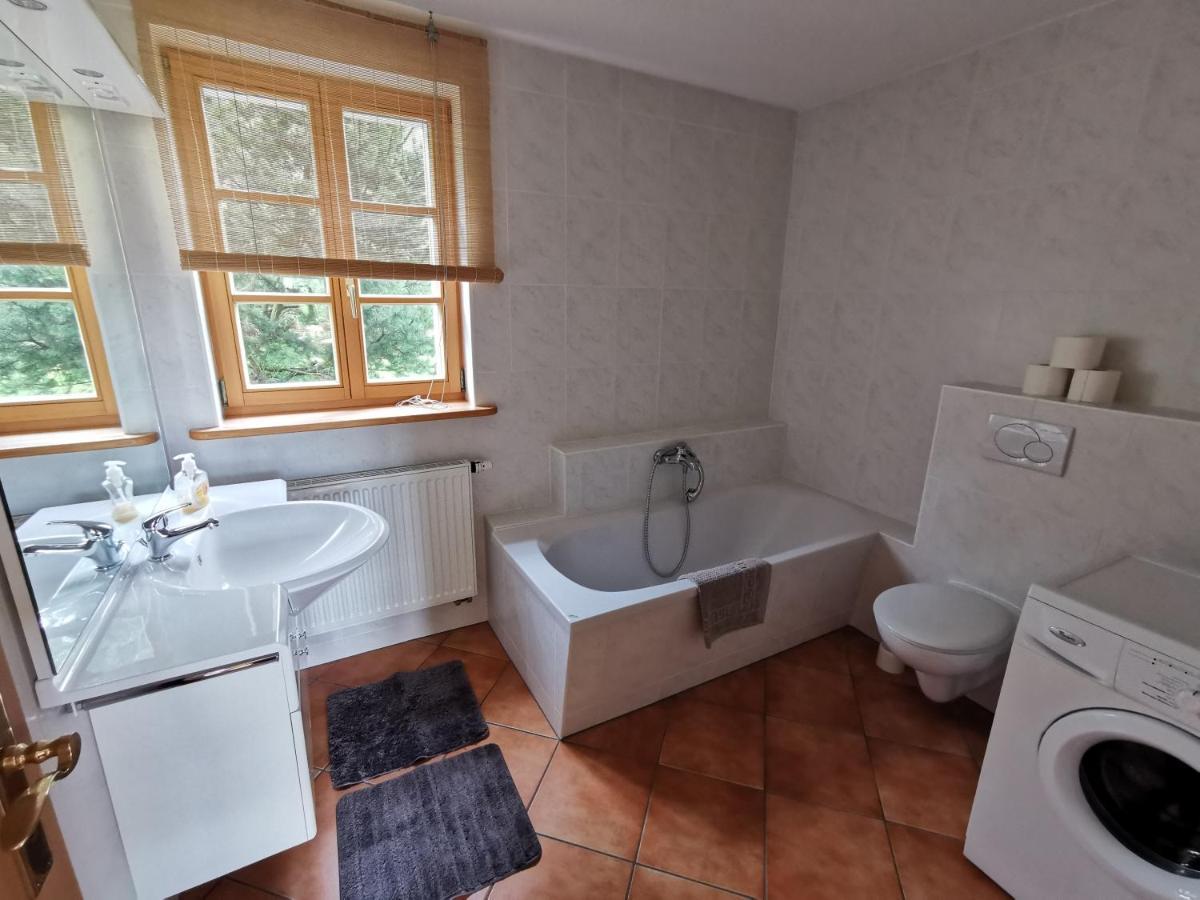 Ferienwohnung "Am Saalehaken" Gossitz Extérieur photo